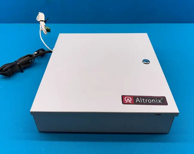 ALTRONIX AL300ULM POWER SUPPLY/CHARGER 5 Outputs, 12/24VDC@2.5A - Imagen 3