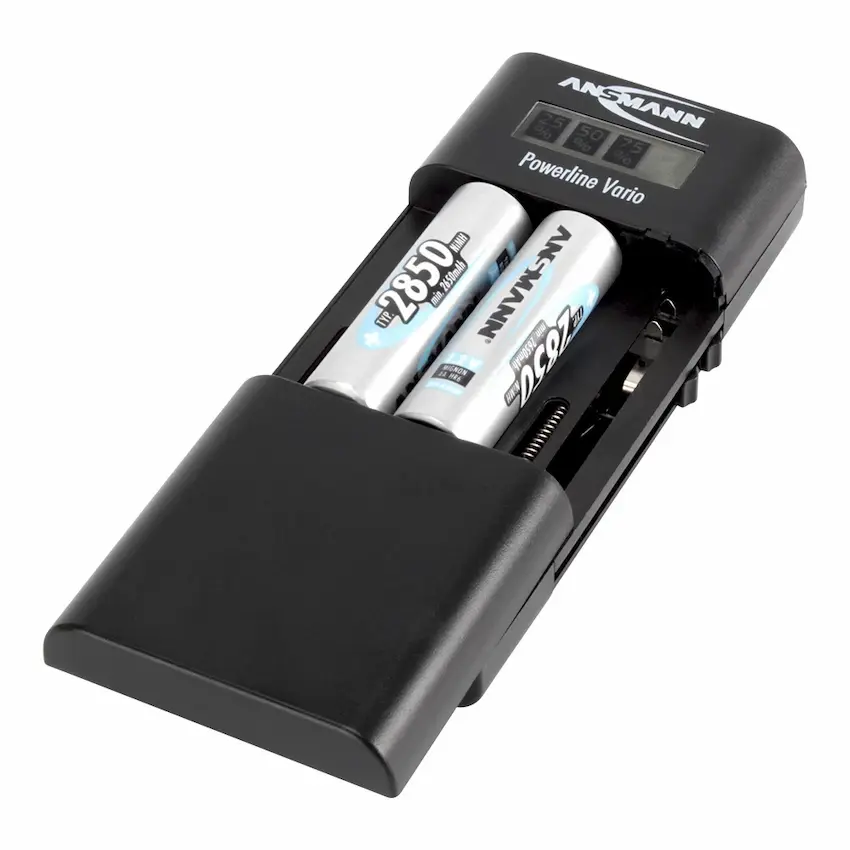 Imagen del cargador ANSMANN Powerline Vario con pilas AA cargando