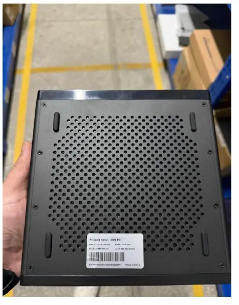 MINISFORUM Mini estación de trabajo MS-01 Intel Core i9-13900H Flyer 7