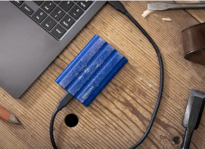 SAMSUNG T7 Shield DISCO SSD portátil - Imagen 7